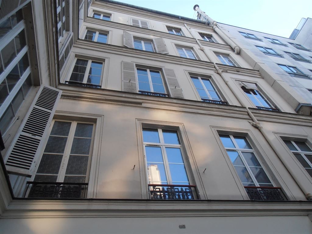 bureaux en location sur PARIS (75008)