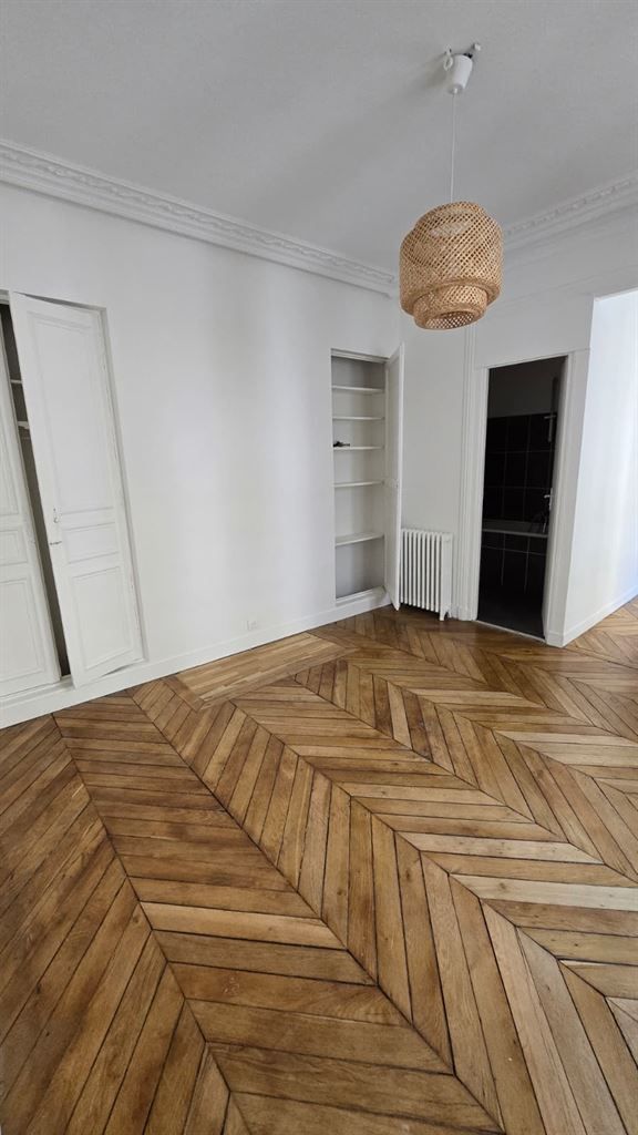 appartement 2 pièces en vente sur PARIS (75116)